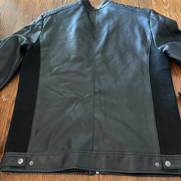 Guess moto jacket - size M - Picture 10 of 11